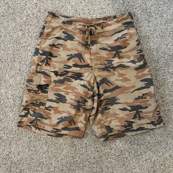 Element Skateboards Board Shorts Swim Camo Y2K Men's Size 32 - Picture 1 of 6